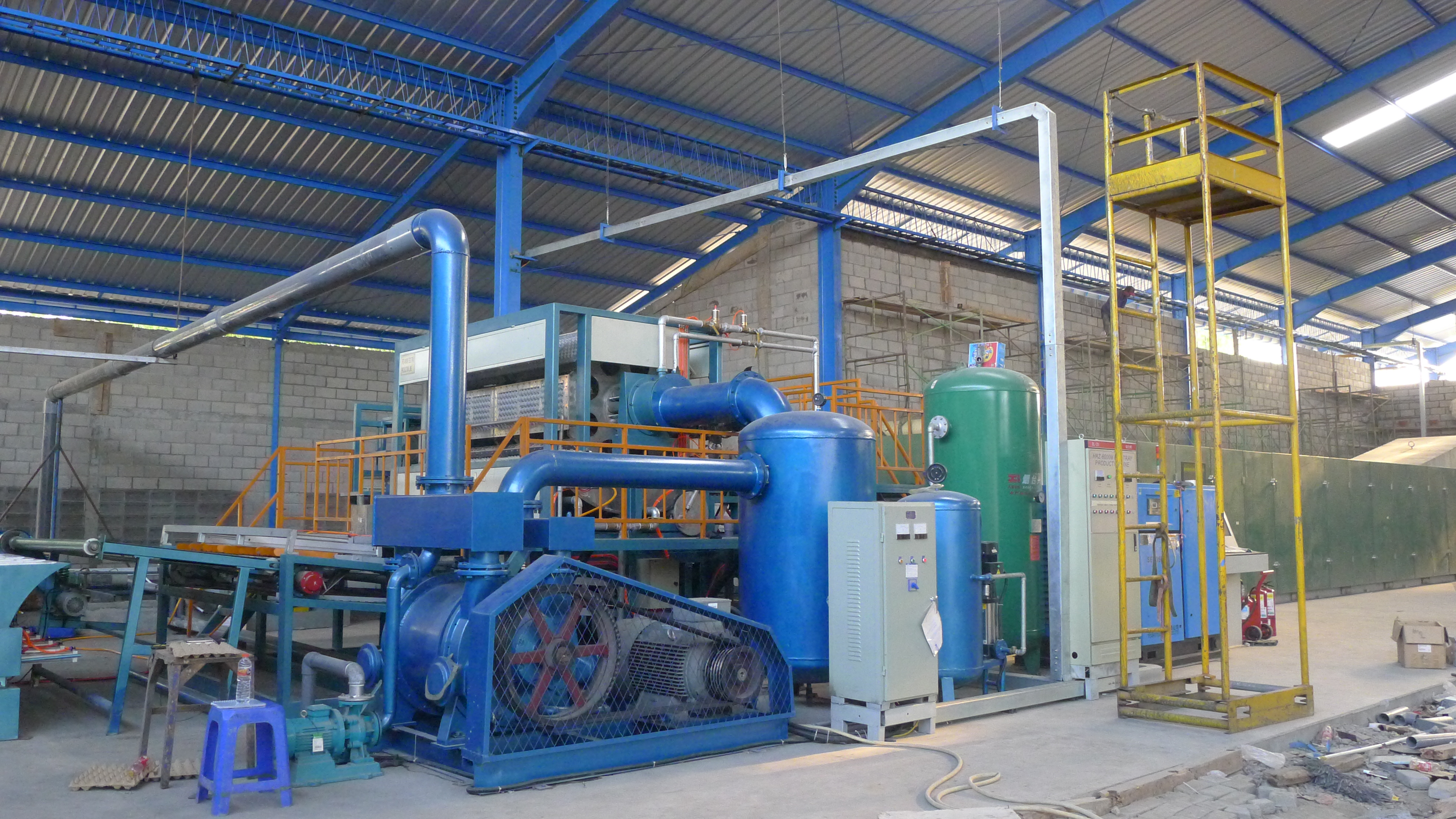 蛋托機(jī)、蛋托生產(chǎn)線(xiàn)、雞蛋托盤(pán)機(jī)，請(qǐng)致電宏潤(rùn)包裝